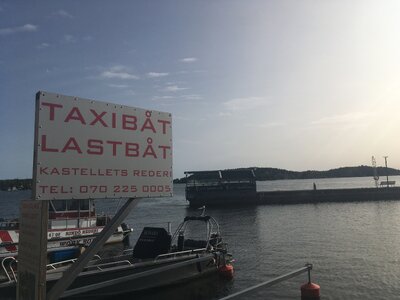 Je libo vodní taxík? Na mnoho ostrovů se bez lodi nedá dostat
